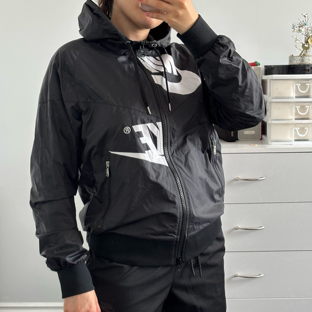 Nike | Zip up windbreaker